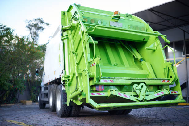 Best Yard Waste Removal  in Mendota Heights, MN